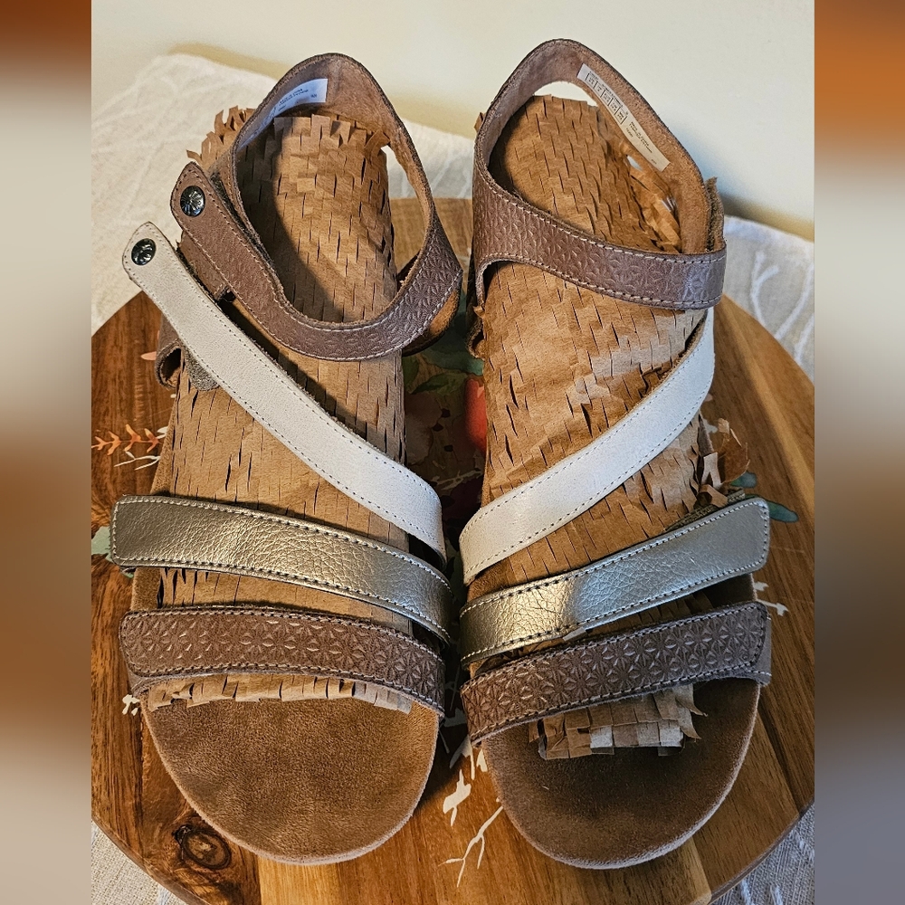 Cobb Hill Hollywood Wedge Sandals